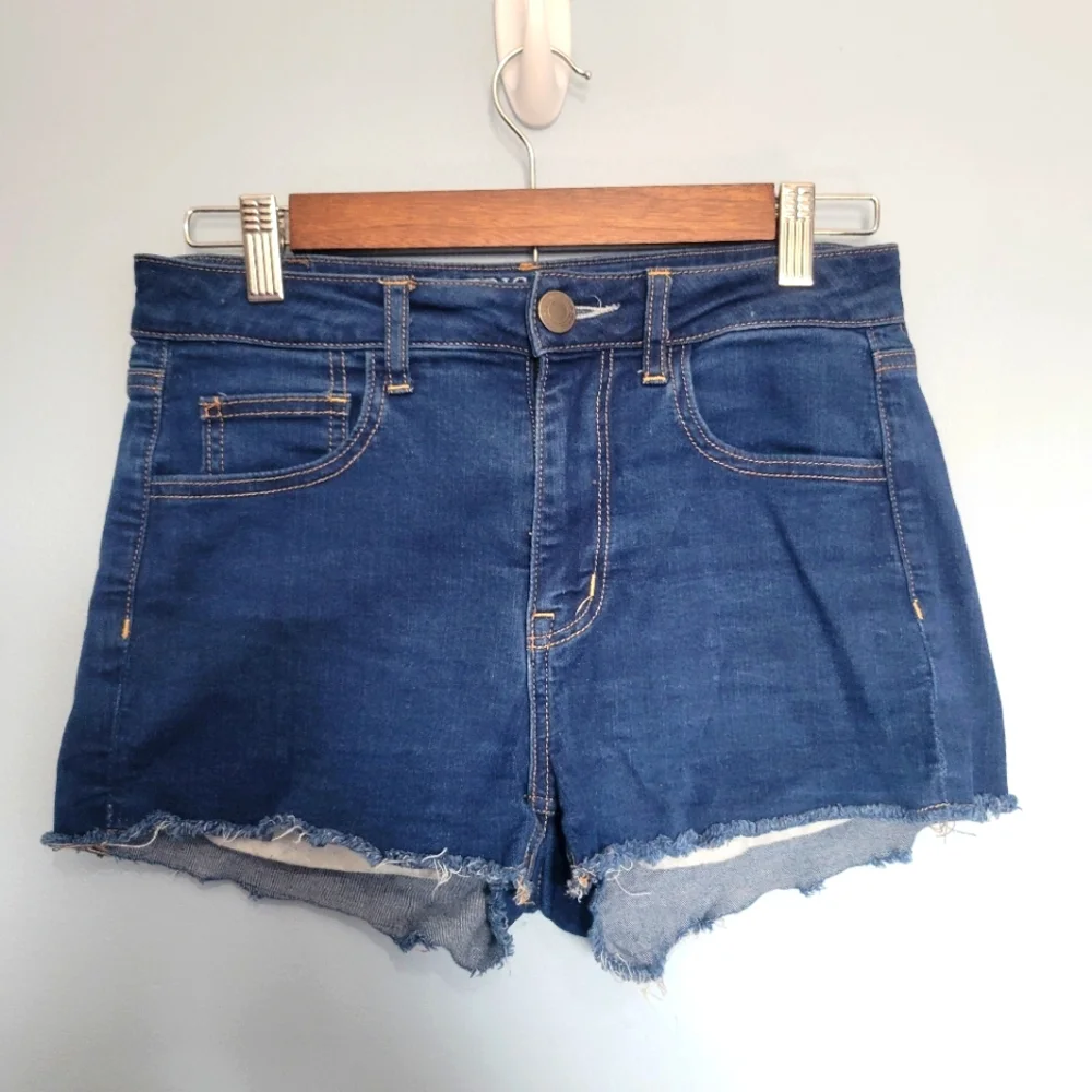 American Eagle Outfitters Super Hi Rise Shortie Raw Hem Jean Shorts Womens Sz 4